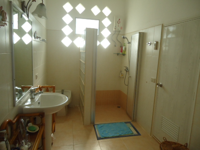 Plai Laem, 2 Bed Villa, Bathroom