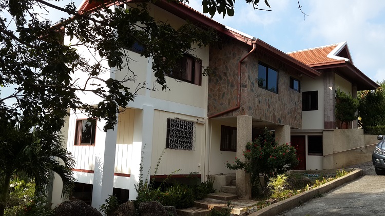 Plai Laem house for sale and lease