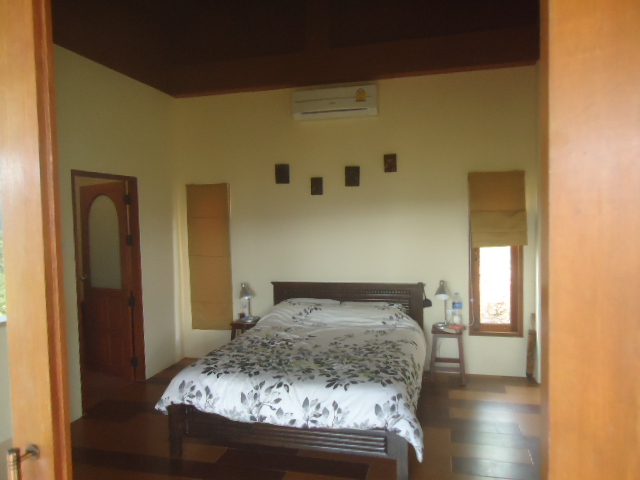 Lamai house master bedroom